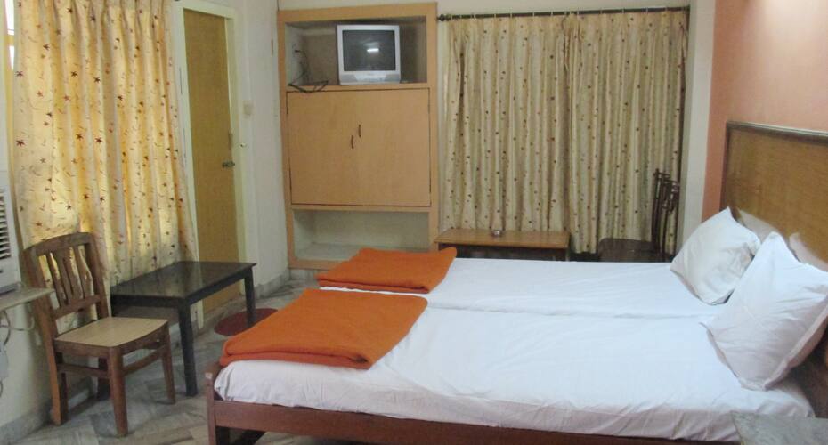 Udipi Sri Durga Lodge, Kakinada 4